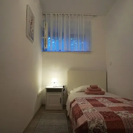 Appartement Deluxe Joia With Balcony On The Bacvice, Free Parking, Old Town, Near Ferry Port Split