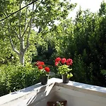 Deluxe Apartment Joia With Balcony Near Old Town And Bacvice Beach