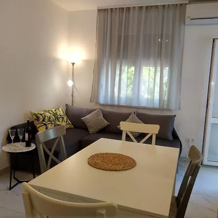 Deluxe Joia With Balcony Near Old Town And Bacvice Apartament *