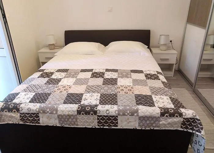 Apartamento Joia Near Bacvice With Balcony & Parking