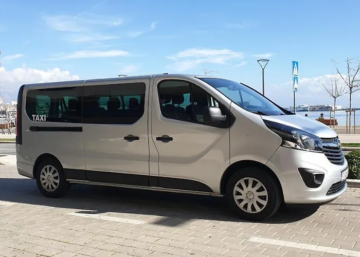 Joia Near Bacvice With Balcony & Parking Apartamento *